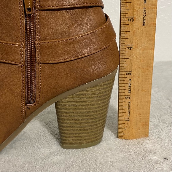 LC Lauren Conrad BonBon Cognac Brown Ankle Boots Size 8.5M - Picture 10 of 11